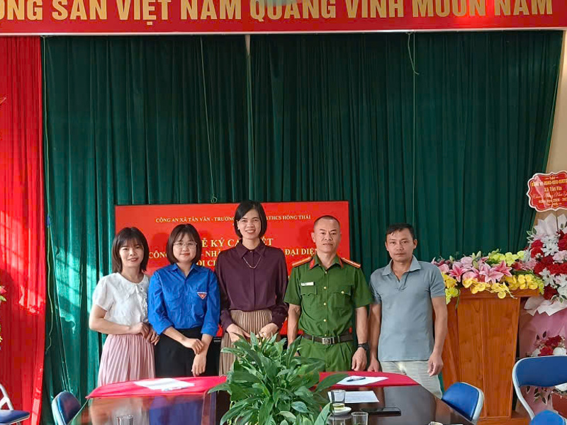 CHUNG TAY XÂY DỰNG TRƯỜNG HỌC AN TOÀN, CHẤP HÀNH NGHIÊM CHỈNH PHÁP LUẬT NĂM HỌC 2026 - 2027